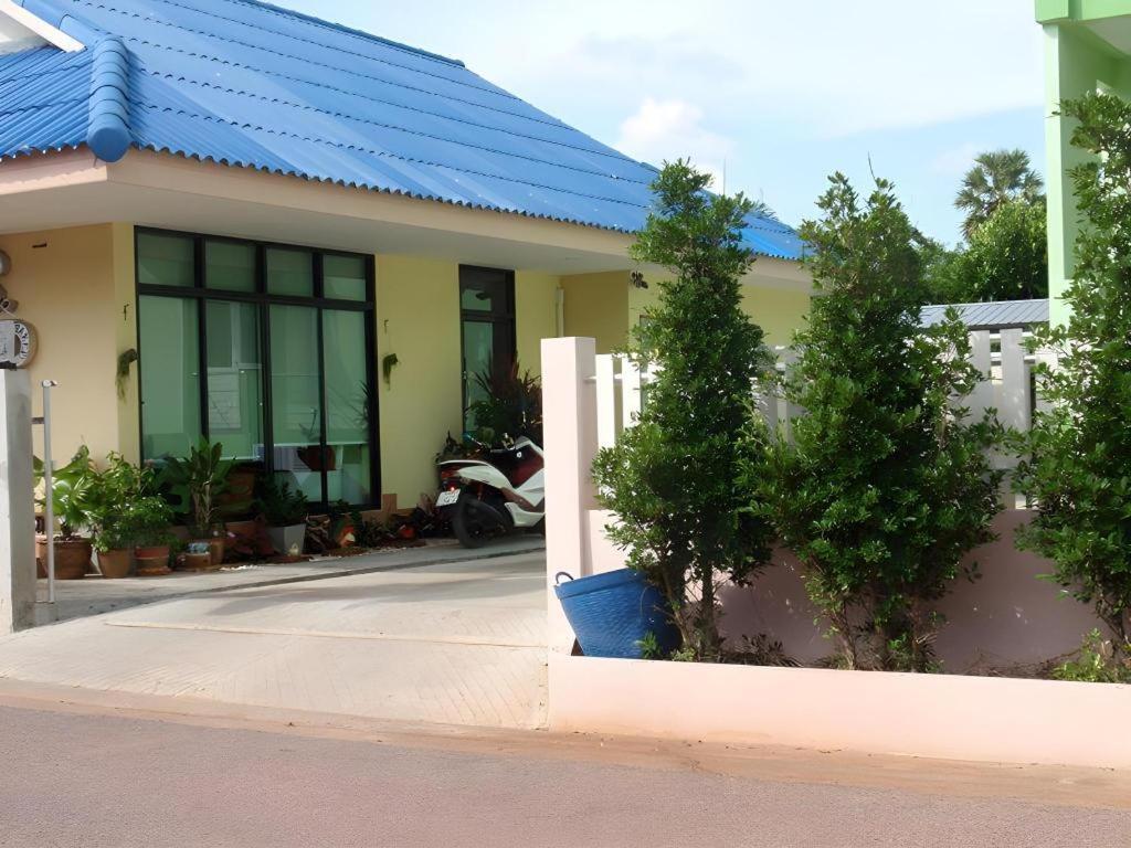 Yamjan Place Surat Thani Exteriör bild